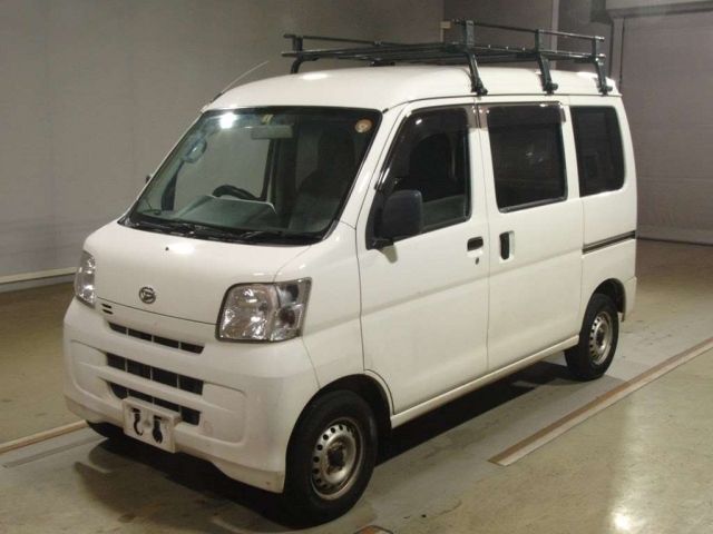 4239 DAIHATSU HIJET VAN S331V 2017 г. (TAA Hyogo)